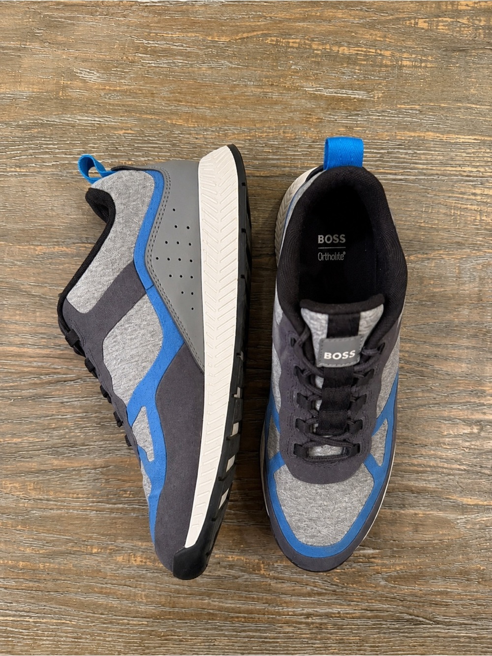 NEW. Hugo BOSS Titanium Runner Sneakers in Grey Men’s Size 9. - Picture 3 of 6